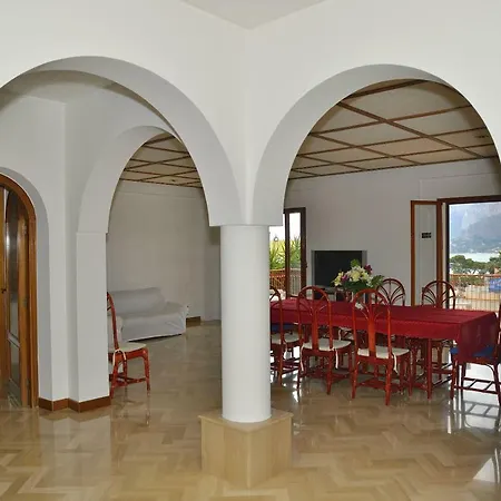 Villa Mondello *
